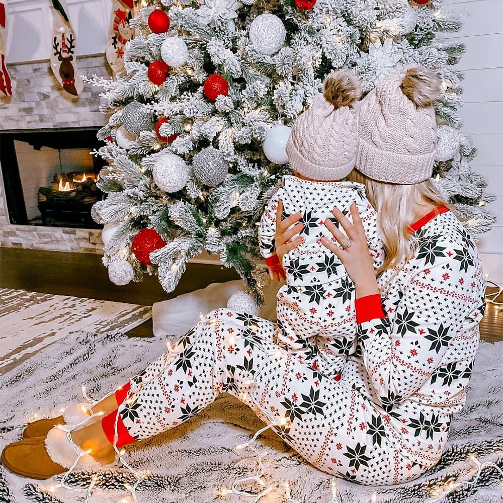 White Snowflake Print Matching Family Christmas Pajamas with Dog Set – Holiday Sleepwear Main View
