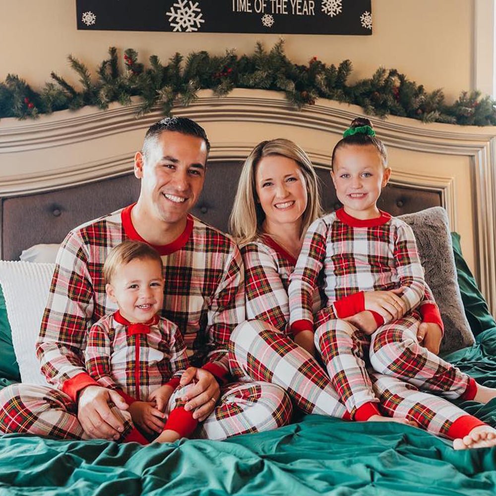 Pijamas navideños a juego para la familia de cuadros de colores mezclados, incluye pijama para perro