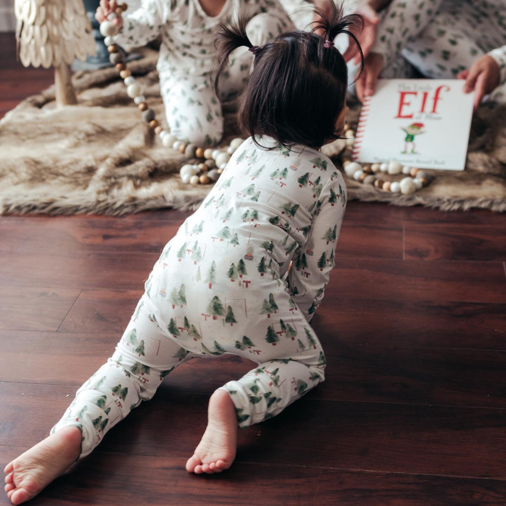White Little Christmas Tree Kids Pajamas – Matching Holiday Sleepwear for Boys and Girls