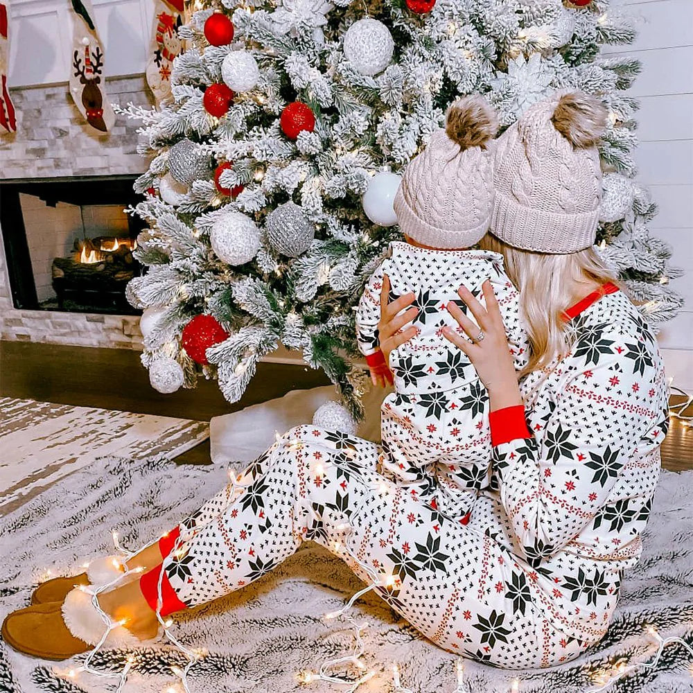 White Snowflake Print Matching Family Christmas Pajamas with Dog Set – Holiday Sleepwear Main View