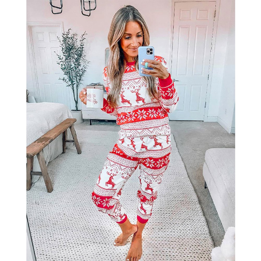 Cute Reindeer Print Matching Family Christmas Pajamas