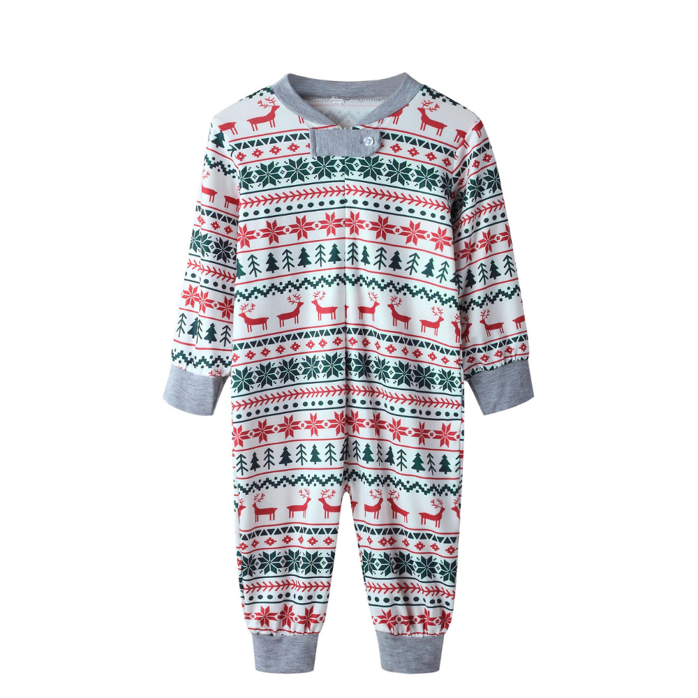 Reindeer Print Pajamas Fabric Detail – Soft Breathable Material for Family Christmas Sleepwear